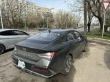Hyundai Elantra 2024 года за 8 600 000 тг. в Алматы – фото 4