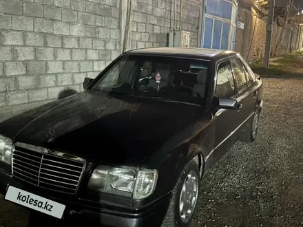 Mercedes-Benz E 280 1994 года за 1 900 000 тг. в Шымкент – фото 3