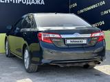 Toyota Camry 2013 года за 9 050 000 тг. в Актобе – фото 3