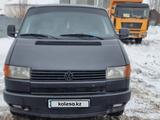 Volkswagen Caravelle 1992 года за 3 800 000 тг. в Астана – фото 2