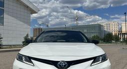 Toyota Camry 2021 года за 15 800 000 тг. в Караганда
