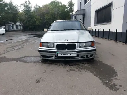 BMW 320 1993 года за 2 000 000 тг. в Астана – фото 6