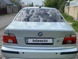 BMW 528 1996 года за 3 600 000 тг. в Шымкент – фото 3