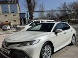 Toyota Camry 2019 года за 15 200 000 тг. в Шымкент