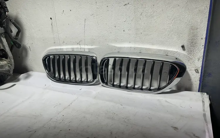Решетка радиатора bmw 5 series G30 за 40 000 тг. в Караганда