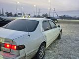 Toyota Camry 1997 года за 2 500 000 тг. в Павлодар – фото 2