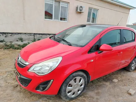 Opel Corsa 2011 года за 1 500 000 тг. в Атырау – фото 2