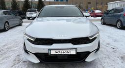 Kia K5 2023 годаfor16 385 000 тг. в Астана – фото 4