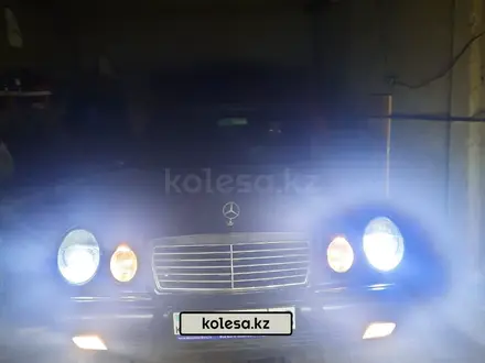 Mercedes-Benz E 320 1997 года за 4 200 000 тг. в Тараз – фото 9