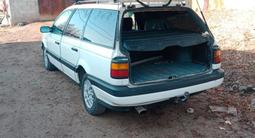 Volkswagen Passat 1993 года за 770 000 тг. в Отеген-Батыр
