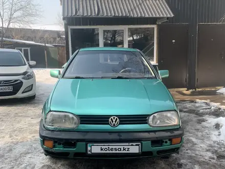 Volkswagen Golf 1994 года за 1 400 000 тг. в Алматы – фото 2