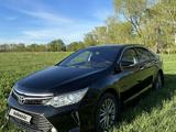 Toyota Camry 2016 года за 10 500 000 тг. в Усть-Каменогорск – фото 3