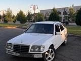 Mercedes-Benz E 220 1994 года за 950 000 тг. в Тараз