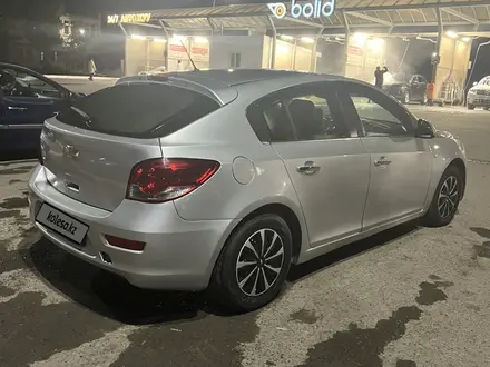 Chevrolet Cruze 2012 года за 3 800 000 тг. в Караганда – фото 12