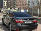 Toyota Camry 2017 годаfor11 300 000 тг. в Алматы – фото 2