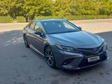 Toyota Camry 2018 года за 9 700 000 тг. в Павлодар – фото 5