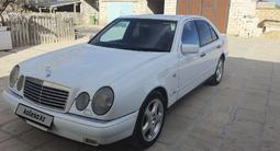Mercedes-Benz E 320 1999 года за 3 500 000 тг. в Жанаозен