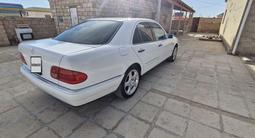 Mercedes-Benz E 320 1999 года за 3 500 000 тг. в Жанаозен – фото 4