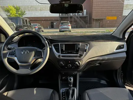 Hyundai Accent 2021 года за 7 850 000 тг. в Алматы – фото 13