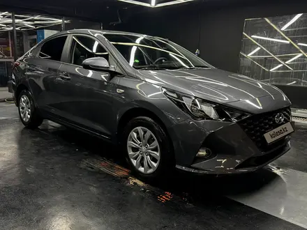 Hyundai Accent 2021 года за 7 850 000 тг. в Алматы – фото 15