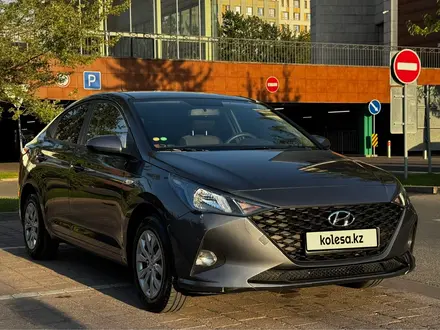 Hyundai Accent 2021 года за 7 850 000 тг. в Алматы – фото 2