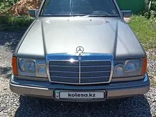 Mercedes-Benz E-Class, 1991