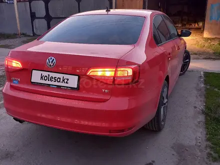 Volkswagen Jetta 2015 годаүшін7 900 000 тг. в Костанай – фото 10