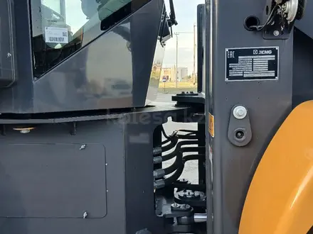 XCMG  LW300 2025 года за 12 800 000 тг. в Астана