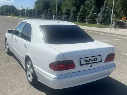 Mercedes-Benz E 320 2000 года за 5 700 000 тг. в Астана – фото 12