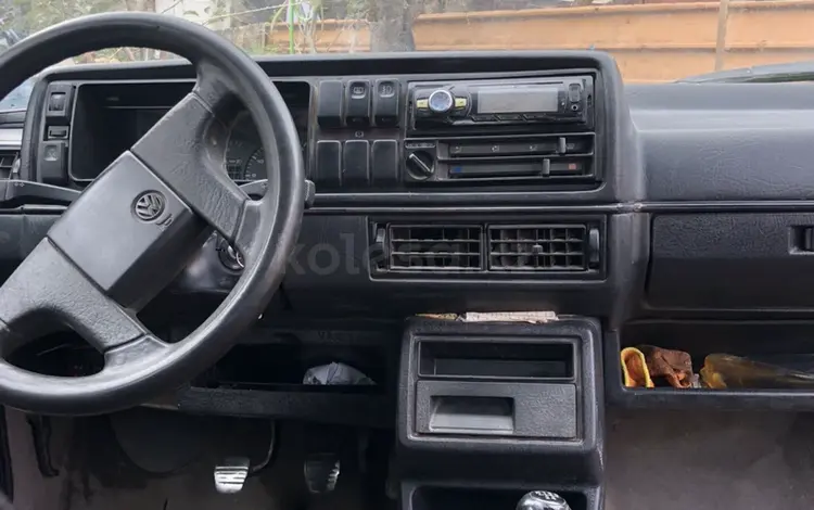 Volkswagen Jetta 1991 года за 380 000 тг. в Алматы