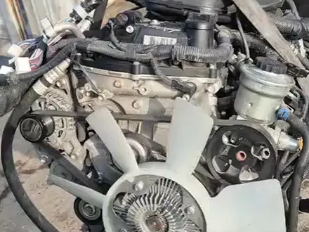 Дивгатель Toyota 2.7-литра 2TR-FE Dual VVT-i за 2 800 000 тг. в Уральск