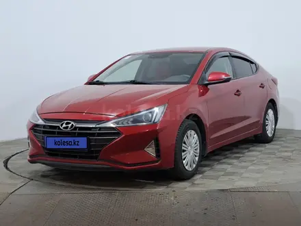 Hyundai Elantra 2019 года за 6 450 000 тг. в Астана