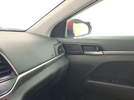Hyundai Elantra 2019 года за 6 450 000 тг. в Астана – фото 18