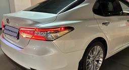 Toyota Camry 2018 года за 14 000 000 тг. в Алматы – фото 5