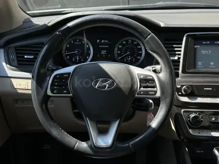 Hyundai Sonata 2019 года за 7 800 000 тг. в Актобе – фото 15