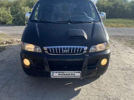 Hyundai Starex 2003 года за 2 500 000 тг. в Шаульдер