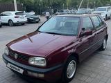 Volkswagen Golf 1995 года за 1 400 000 тг. в Астана