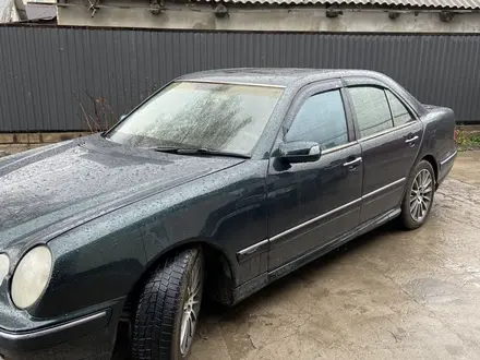 Mercedes-Benz E 280 1996 года за 2 850 000 тг. в Алматы