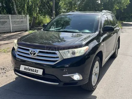 Toyota Highlander 2011 года за 13 600 000 тг. в Караганда