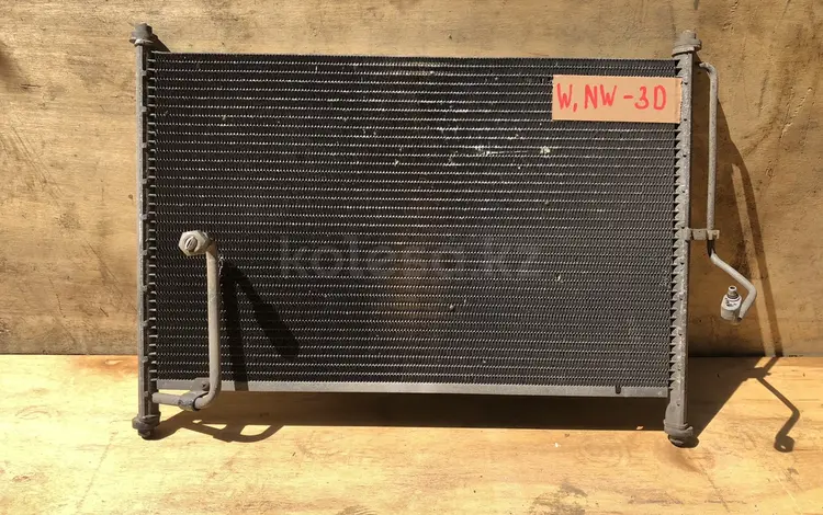 Радиатор кондиционера на Ниссан Ларго W30 1993-1996үшін18 000 тг. в Алматы