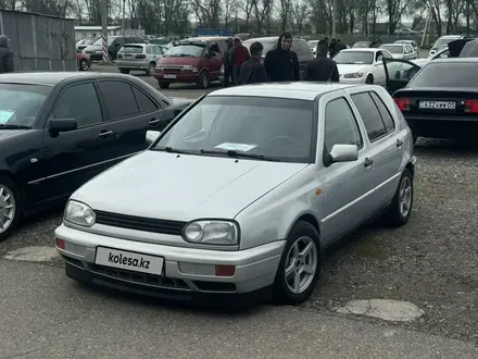 Volkswagen Golf 1996 года за 2 400 000 тг. в Алматы – фото 2