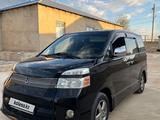 Toyota Voxy 2006 года за 4 900 000 тг. в Бейнеу