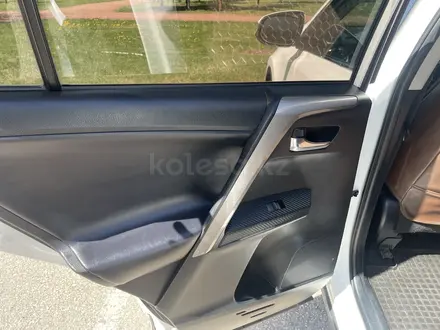 Toyota RAV4 2013 года за 8 500 000 тг. в Астана – фото 13