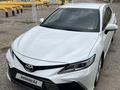 Toyota Camry 2021 годаfor16 000 000 тг. в Алматы – фото 8