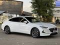 Hyundai Sonata 2022 года за 12 200 000 тг. в Алматы – фото 2