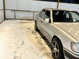 Mercedes-Benz E 230 1992 года за 2 100 000 тг. в Шымкент – фото 4