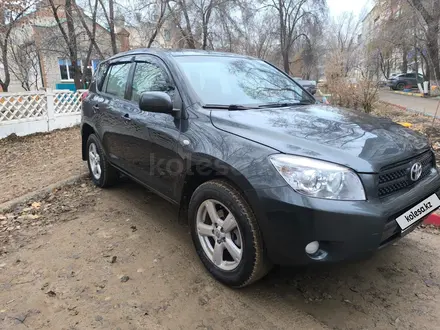 Toyota RAV4 2007 года за 6 800 000 тг. в Уральск – фото 3