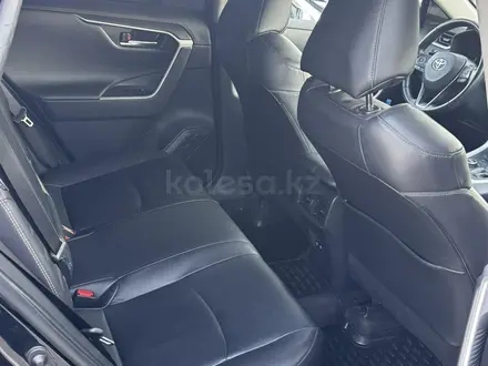 Toyota RAV4 2020 года за 12 900 000 тг. в Алматы – фото 10