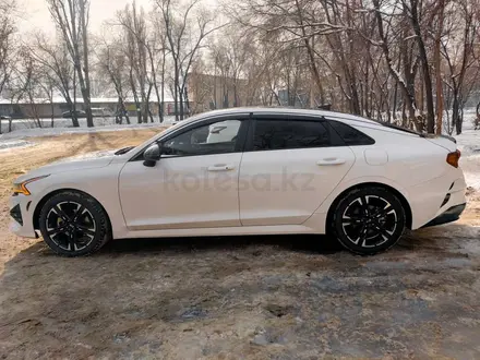 Kia K5 2022 года за 12 500 000 тг. в Семей – фото 4