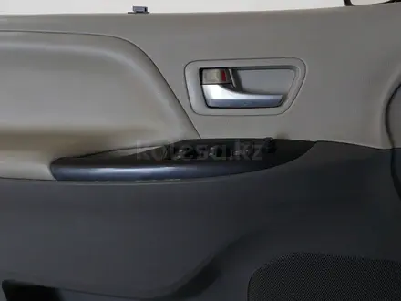 Toyota Sienna 2016 года за 9 460 000 тг. в Шымкент – фото 23
